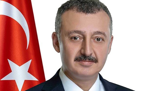 Lider Büyükakın Zafer Bayramı’nı kutladı