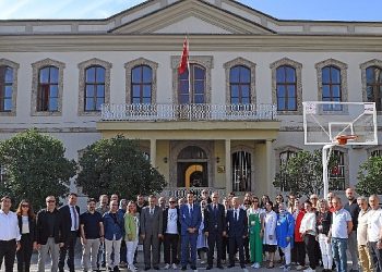 Lider Dündar: “Manevi Kent Bursa’da Yaşamak Büyük Nimet”