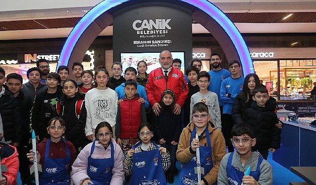 Lider İbrahim Sandıkçı, ” Gençlerimiz için Yeni Projeler Üretmeye Devam Ediyoruz”