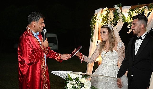 Lider Kocaman cemiyetlerde..