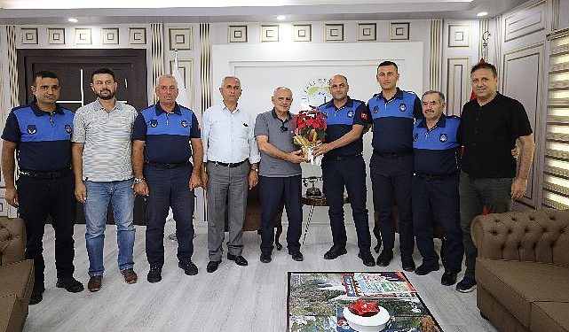 Lider Öztürk Zabıta Haftası’nı kutladı