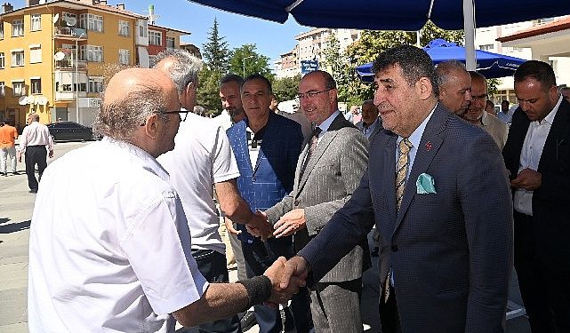 Lider Pekyatırmacı Hacıkaymak Mahallesi’nde vatandaşlarla buluştu