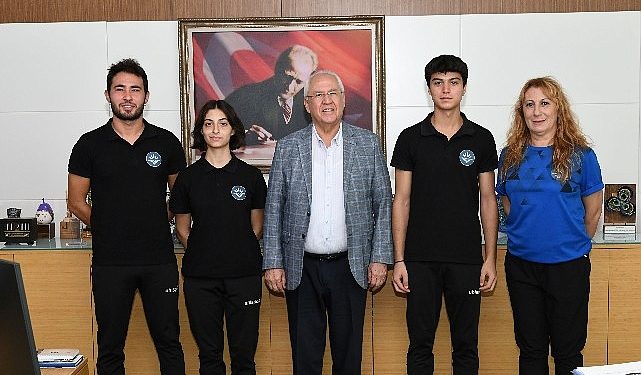 Lider Selvitopu Başarılı Atletleri Kutladı