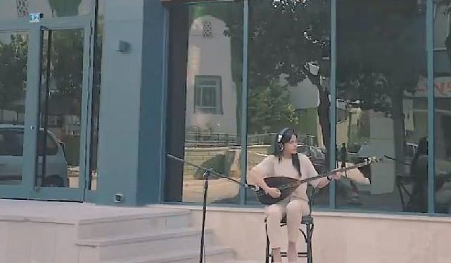 Lise Medeniyet Akademisi Öğrencileri Neşet Ertaş’ı “Eğitim İçin Çal” Klibiyle Andı