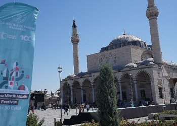 Memleketler arası Konya Mistik Müzik Şenliği Devam Ediyor