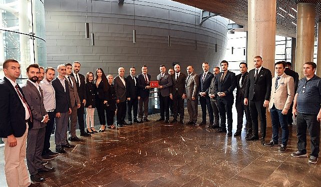 MHP Osmangazi’den Dündar’a Ziyaret