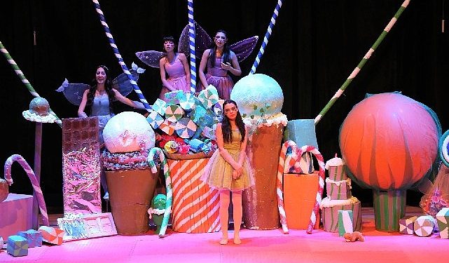 Minikler Hayaller Ülkesi’ne seyahat yaptı