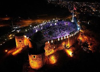 Nevşehir Kalesi’nde nostalji rüzgarı devam ediyor