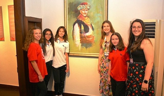 Öğrencilerden İlkkurşun ve Ulusal Gayret Anı Konutu’na büyük ilgi