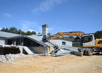 Ovanın Akabinde Uludağ da Kaçak Yapılardan Temizleniyor