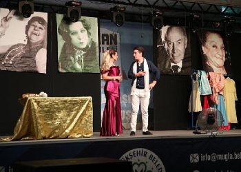 Paylı Mükemmeller Kumpanyası Oyunu Büyük İlgi Gördü 