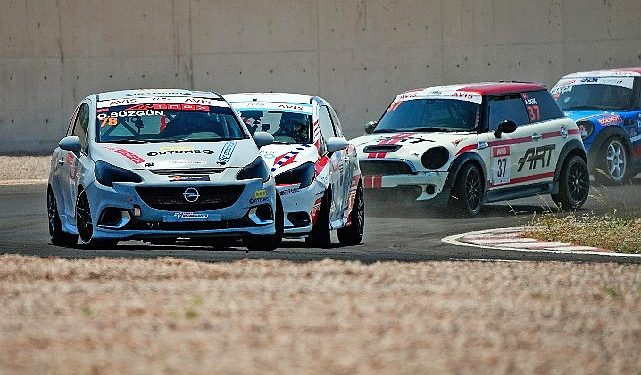 Pistte Üçüncü Randevu İzmir Park’ta