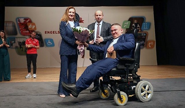 Pürüzleri Aşan Üniversite; DEÜ