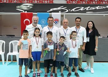 Satranç Tutkunları Aliağa’da Buluştu