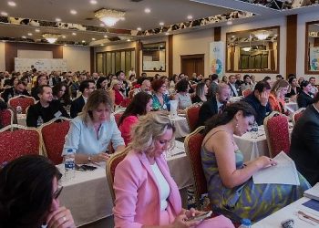 Seçkin İş İnsanları İzmir’de Buluştu