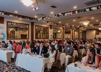 Seçkin İş İnsanları İzmir’de Buluştu