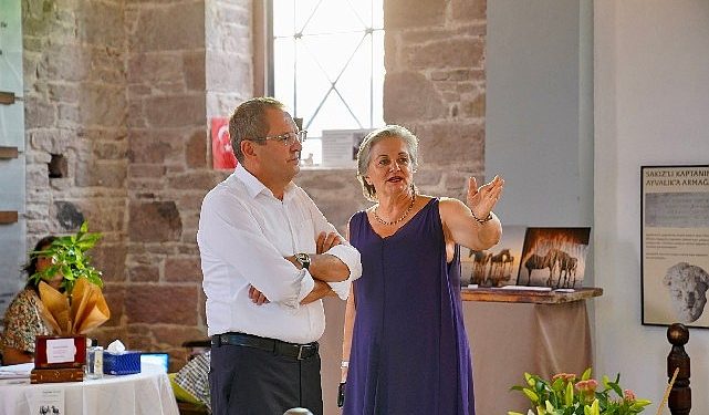 Sergiden elde edilen gelir can dostlara gidecek