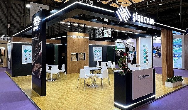 Şişecam Şangay Deri Fuarı’nda Krom eserlerini sergiledi