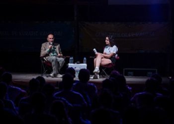 “Siyasetten Uzak Durmayın”