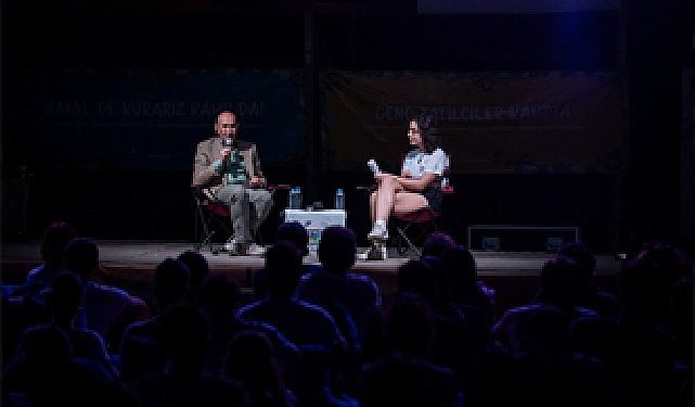 “Siyasetten Uzak Durmayın”