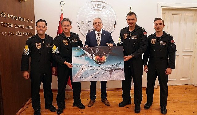 SOLOTÜRK Grubu, Ege’ye konuk oldu