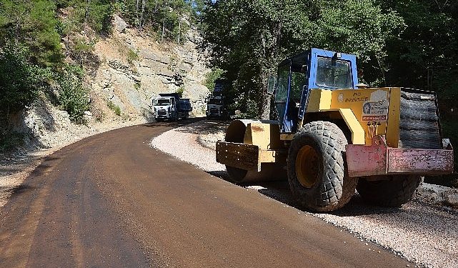 Taşatan küme yolu asfaltlandı