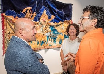 Türkiye’nin birinci Dokumacılık Bienali İzmir’de açıldı