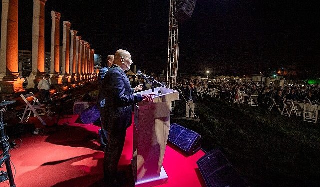 Türkiye’nin lokal yöneticileri İzmir’in 2500 yıllık yerinde buluştu