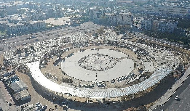 Ulusal İrade Meydanı’ndaki Otoparkta Sona Yanlışsız