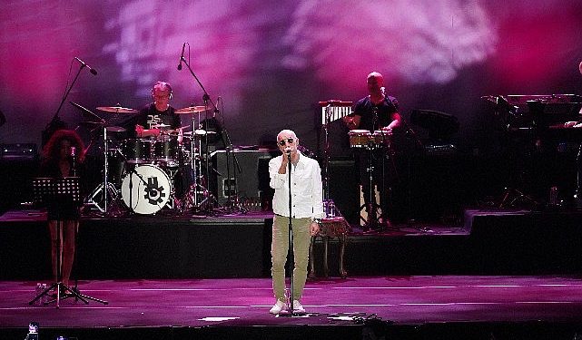 Üsküdar Kültür Sanat Dönemi Mazhar Alanson konseriyle başladı