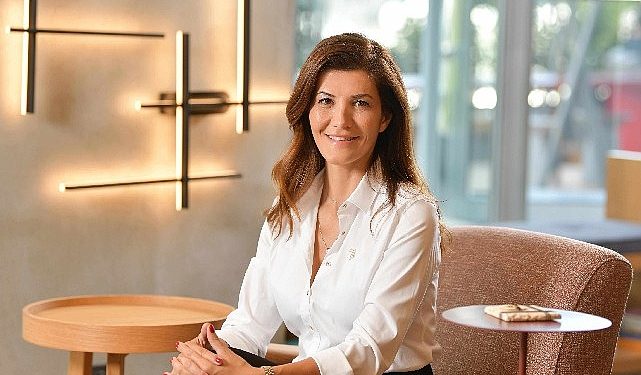 Vodafone, Bayan Girişimcilere Dayanak İçin Makyaj Ve Teknolojiyi Birleştirdi