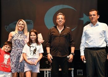 Yenişehir Belediyesi Sunay Akın ve Ali Altay’ı Mersinlilerle buluşturdu