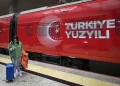 YHT 100. yıla özel kostümle sefere çıktı