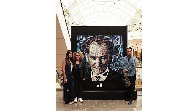 adL’nin Cumhuriyet’in 100. yılına özel manalı Atatürk portresi 30 ekim’e kadar istinyepark’ta sergilenecek