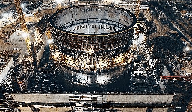 Akkuyu NGS’nı̇n 3’üncü Ünı̇tesı̇nde İç Muhafaza Kabının Dördüncü Katmanının Montajı Tamamlandı