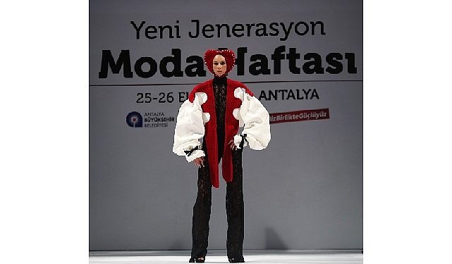 Antalya Yeni Kuşak Moda Haftası sona erdi
