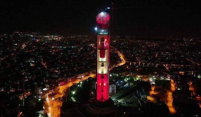 Atatürk Ankara Cumhuriyet Kulesi’nde 100. Yıla özel harika ışıklandırma