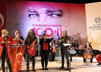 Aydınlılar Senforock’la coştu