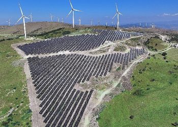 Balıkesir Rüzgar Güç Santrali’nde Hibrit GES 11,88 MW Konseyi Gücü ile Üretime Başladı