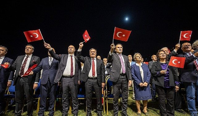 Batur: Sonsuza kadar Cumhuriyet, Sonsuza kadar Mustafa Kemal Atatürk!