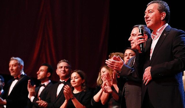 Bergama’da cumhuriyet bayramı kutlamaları başladı