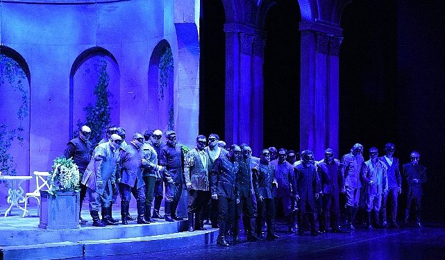 Beyoğlu Kültür Yolu Şenliği’nde Her Beğeniye Hitap Eden Müzik Akşamı