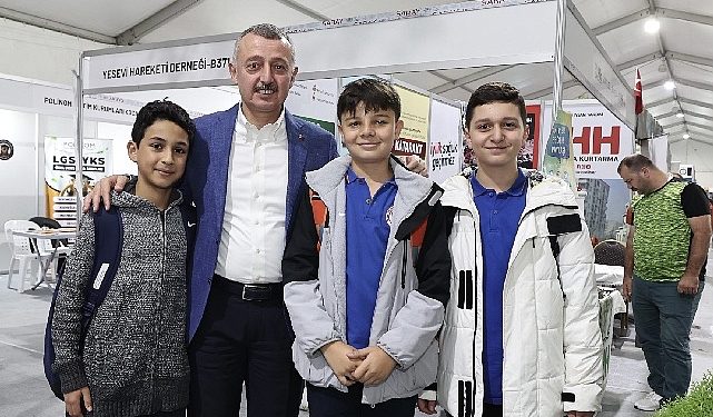 Büyükakın: Kitap Fuarının Asıl Sahibi Gençlerimizdir