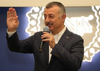 ”Büyüklerimiz, ömrümüzün en pahalı hazineleridir”