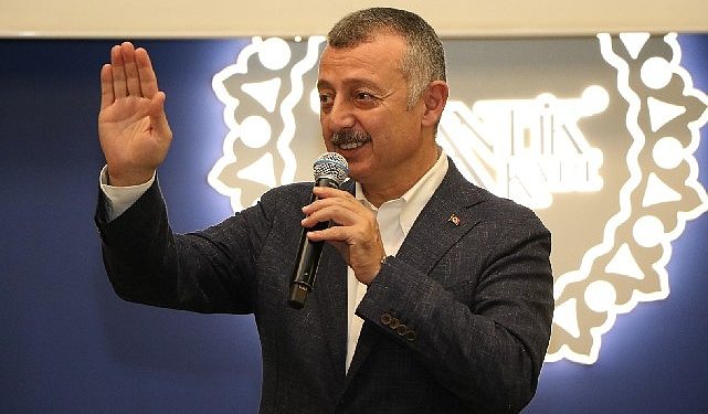 ”Büyüklerimiz, ömrümüzün en pahalı hazineleridir”