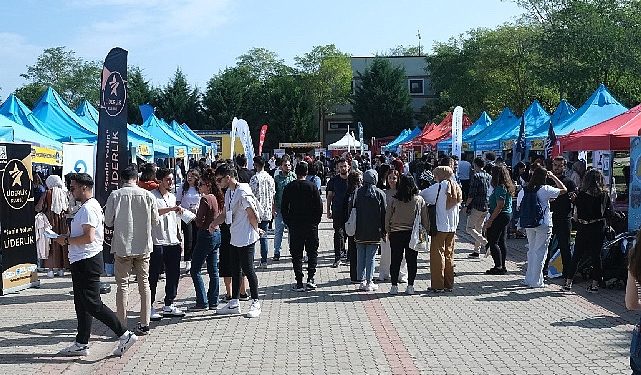 Büyükşehir KOÜ’lü Gençlere ‘Mutlu Kent Kocaeli’yi Tanıttı