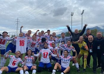 Çanakkale dardanel bayan futbol grubu 2.lige yükseldi