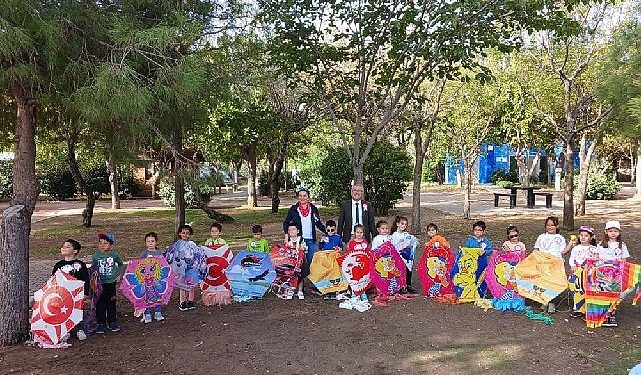 Cumhuriyetimizin 100 Yaşında 100 Uçurtma Gökyüzünde Havalandı