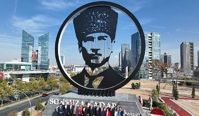 Cumhuriyet’in 100. Yılına armağan dev Atatürk anıtı