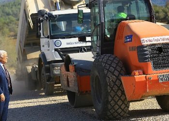 Dalaman Alemdar Caddesine Sıcak Asfalt